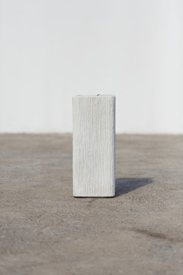 White Coconut Tower Modern Outdoor Pot