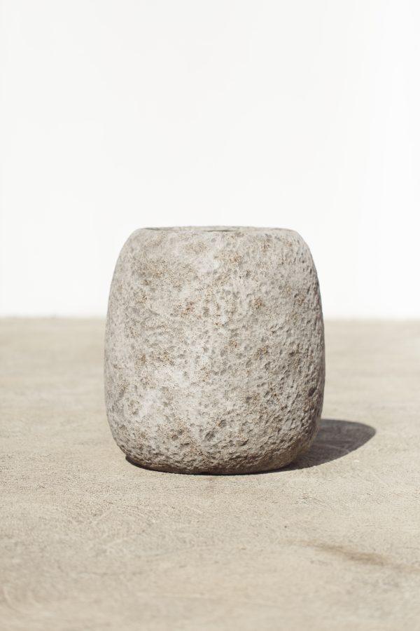 Gaia Modern Outdoor Pot