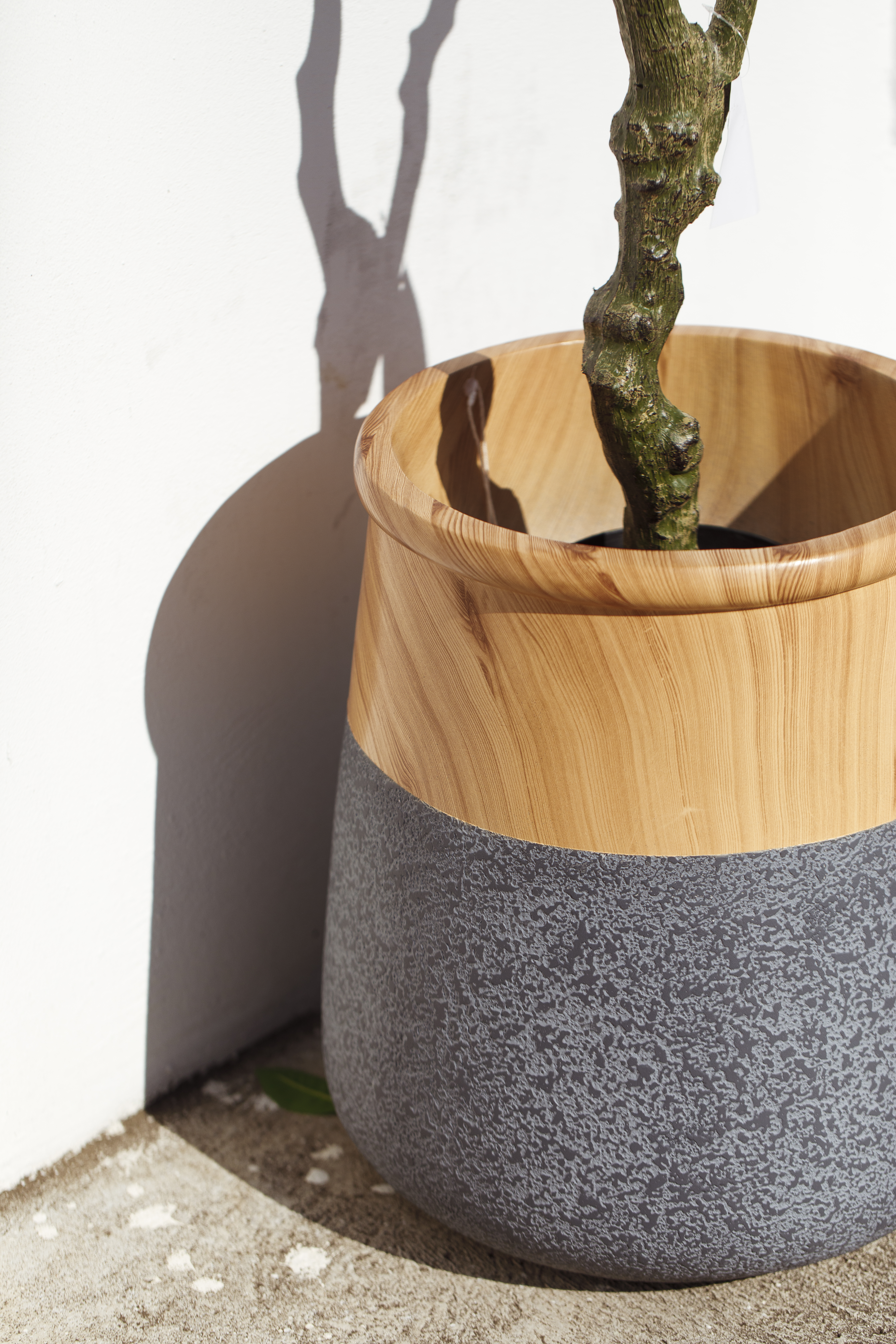 Grey Meridian Modern Indoor Pot - Image 3