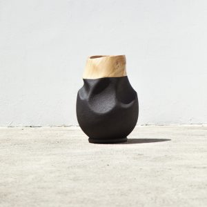 Black Aura Modern Indoor Pot